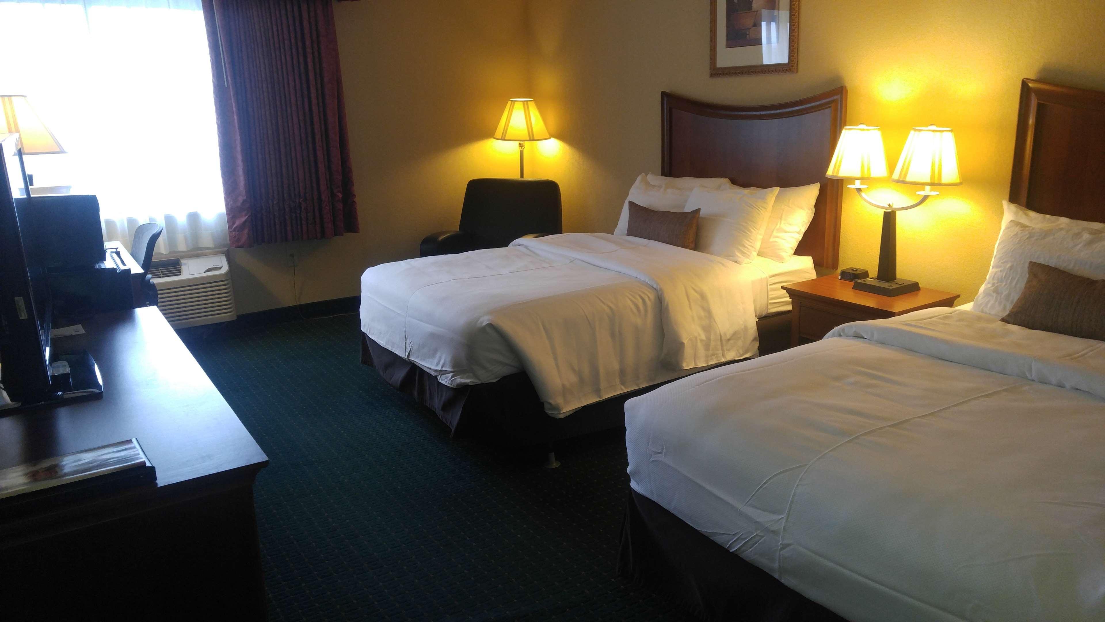 Best Western Plus Wooster Hotel & Conference Center Eksteriør billede