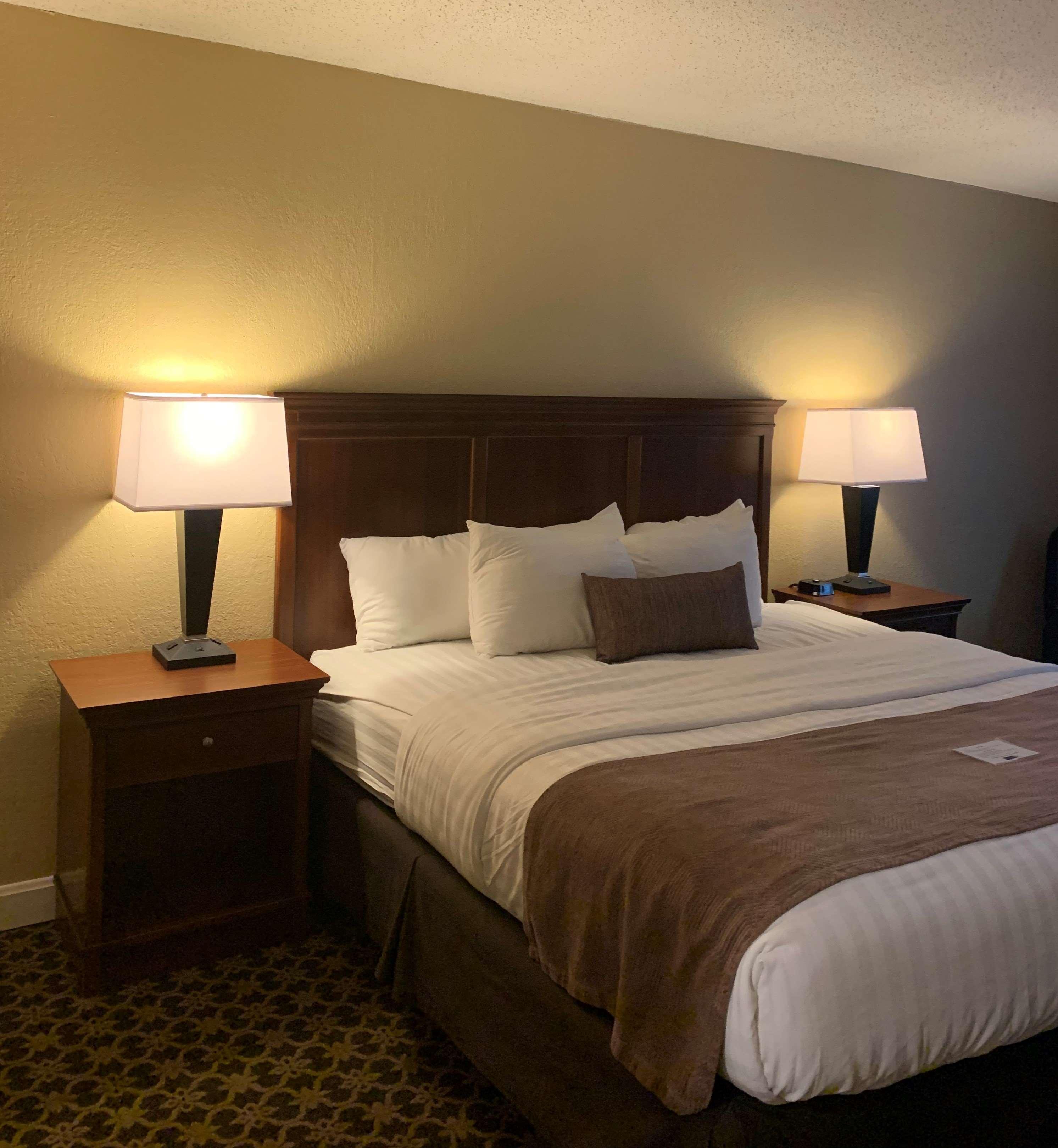 Best Western Plus Wooster Hotel & Conference Center Eksteriør billede